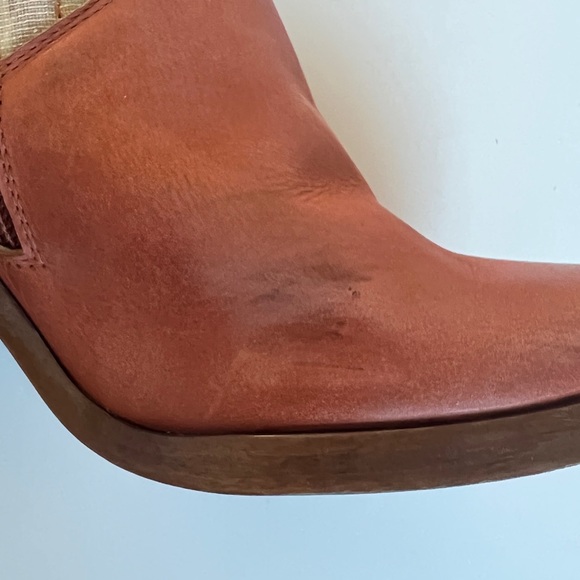 MM6 Maison Martin Margiela Tan and Mesh Ankle Boots - Picture 7 of 13